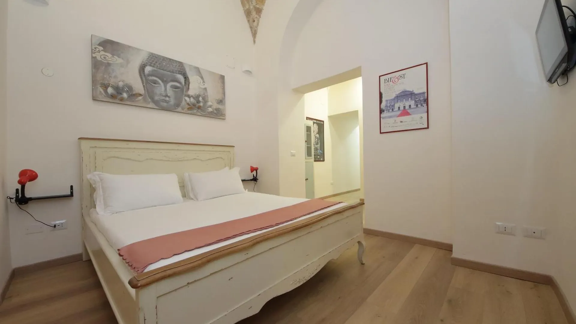 Ych-Lovely Apartment Near Termini Station Rome